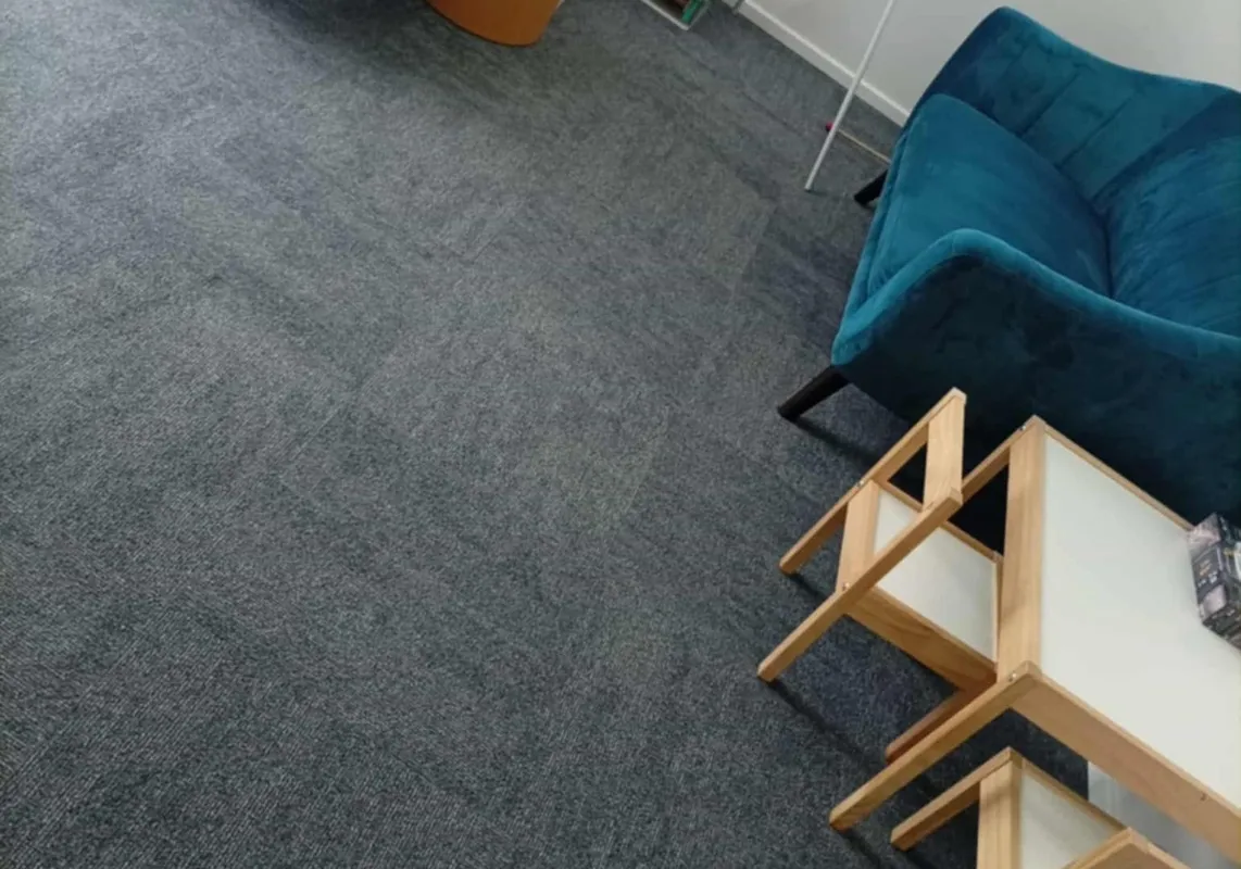 Pranie tapicerki, dywanów i wykładzin w Kołobrzegu — Tip Top Cleaning